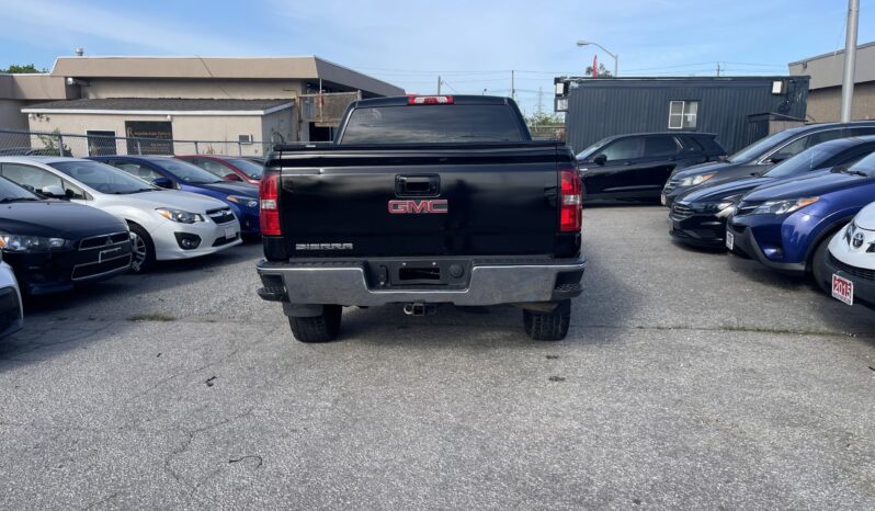 
								2015 GMC Sierra SLE 4WD Super Crew Pickup Truck 4 Dr Auto 6 Passenger V8 , 5.3L Certified full									