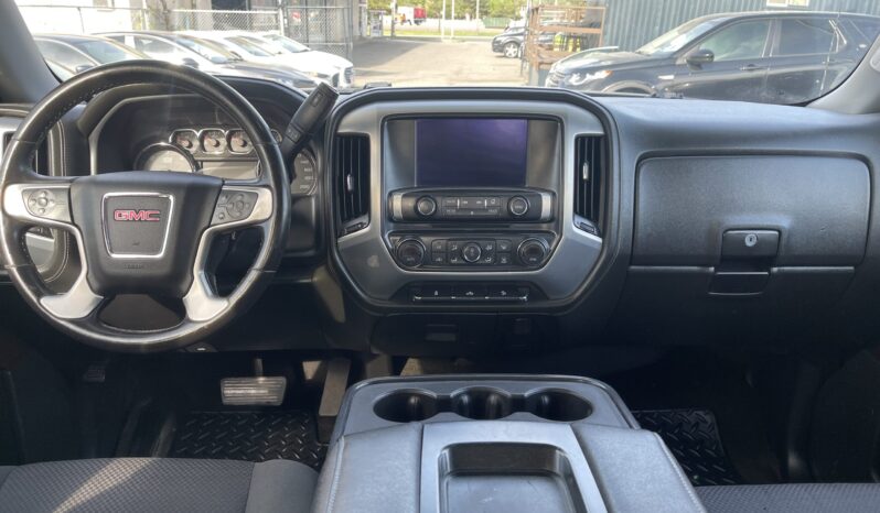 
								2015 GMC Sierra SLE 4WD Super Crew Pickup Truck 4 Dr Auto 6 Passenger V8 , 5.3L Certified full									
