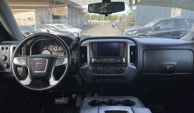 
								2015 GMC Sierra SLE 4WD Super Crew Pickup Truck 4 Dr Auto 6 Passenger V8 , 5.3L Certified full									