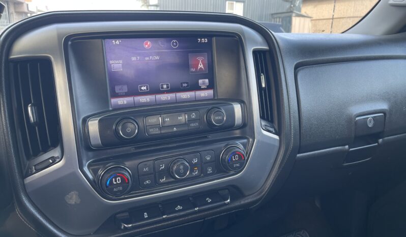 
								2015 GMC Sierra SLE 4WD Super Crew Pickup Truck 4 Dr Auto 6 Passenger V8 , 5.3L Certified full									