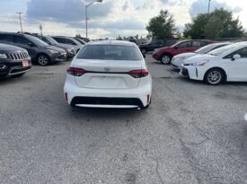 2020 Toyota Corolla XLE 4 Dr Auto Sedan Leather Sunroof Heated Seats Bluetooth Navigaction Rear View Camra Certified