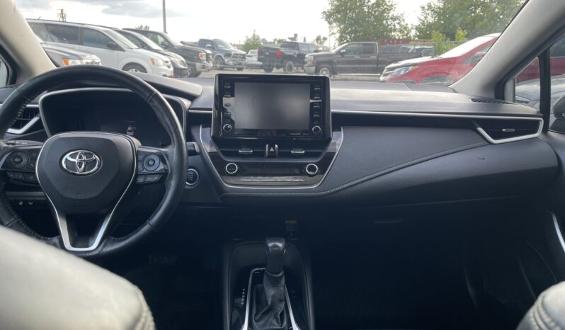 
								2020 Toyota Corolla XLE 4 Dr Auto Sedan Leather Sunroof Heated Seats Bluetooth Navigaction Rear View Camra Certified full									
