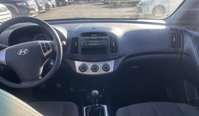 
								2010 Hyundai Elantra GL 4 Dr Manual Sedan Certified full									