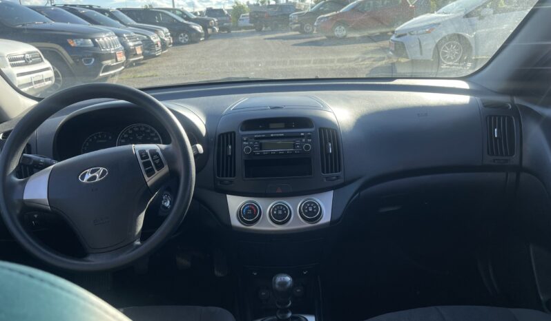 
								2010 Hyundai Elantra GL 4 Dr Manual Sedan Certified full									