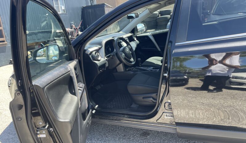 
								2018 Toyota RAV4 LE SUV 4 Dr Auto Alloy Wheels Heated Seats Bluetooth Rear View Camra Certified full									