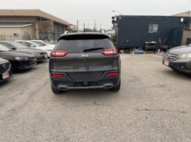 2016 Jeep Cherokee Limited SUV 4 Dr Auto V6 , 3.2L Leather Sunroof Alloy Wheels Heated Seats Bluetooth Rear View Camra Certified