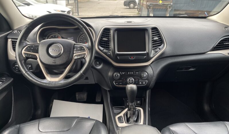 
								2016 Jeep Cherokee Limited SUV 4 Dr Auto V6 , 3.2L Leather Sunroof Alloy Wheels Heated Seats Bluetooth Rear View Camra Certified full									
