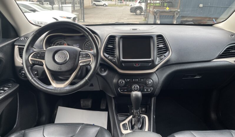 
								2016 Jeep Cherokee Limited SUV 4 Dr Auto V6 , 3.2L Leather Sunroof Alloy Wheels Heated Seats Bluetooth Rear View Camra Certified full									