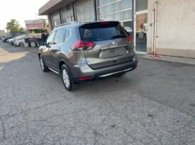 2017 Nissan Rouge SV 4 Dr Auto SUV Alloy Wheels Heated Seats Bluetooth Rear View Camra Certified