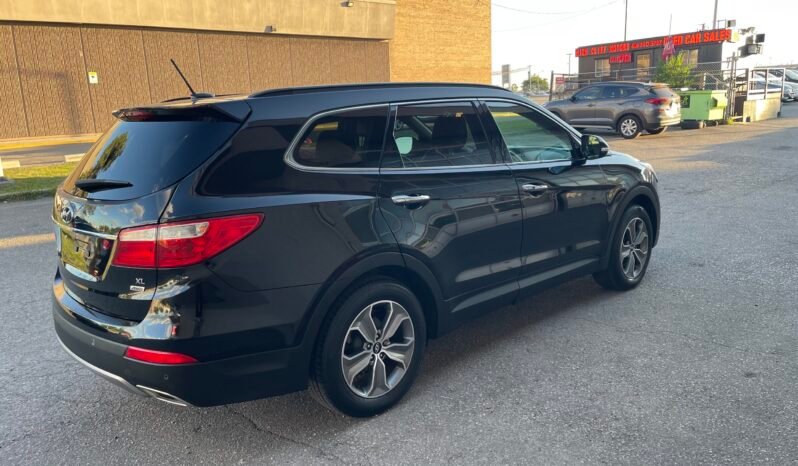 
								2016 Hyundai Santa FE XL Luxury AWD 4 Dr Auto 7 Passenger Alloy Wheels Heated Seats Bluetooth Rear View Camra Sunroof Certified full									