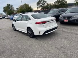 2020 Toyota Corolla XLE 4 Dr Auto Sedan Leather Sunroof Alloy Wheels Heated Seats Bluetooth Rear View Camra Certified