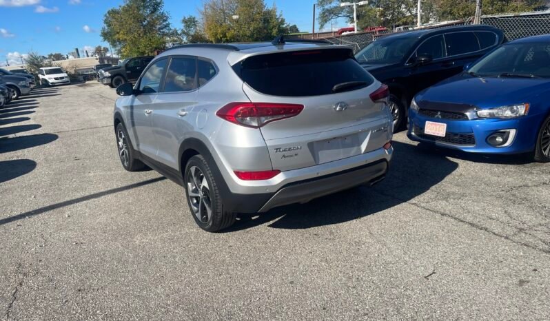 
								2016 HYUNDAI TUCSON LIMITED AWD SUV 4 Dr Auto Leather Sunroof Alloy Wheels Heated Seats Bluetooth Rear View Camra Navigaction Certified full									