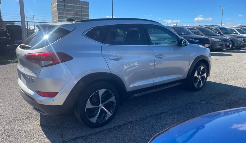 
								2016 HYUNDAI TUCSON LIMITED AWD SUV 4 Dr Auto Leather Sunroof Alloy Wheels Heated Seats Bluetooth Rear View Camra Navigaction Certified full									