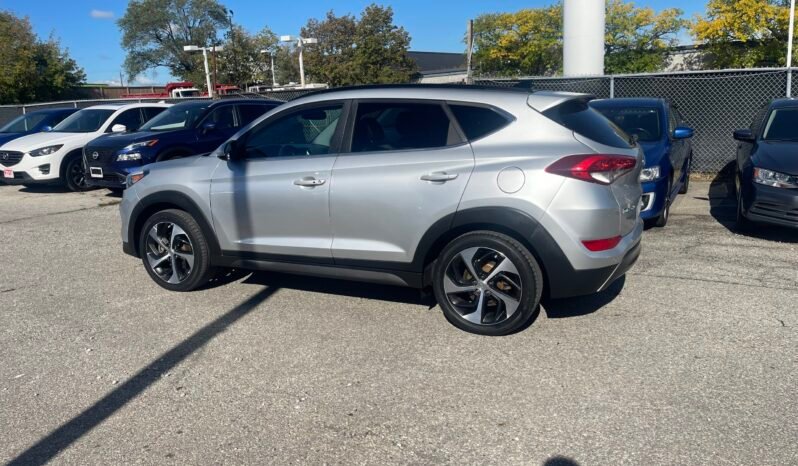 
								2016 HYUNDAI TUCSON LIMITED AWD SUV 4 Dr Auto Leather Sunroof Alloy Wheels Heated Seats Bluetooth Rear View Camra Navigaction Certified full									