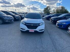 2016 HONDA HR-V 4WD 4 Dr Auto Alloy Wheels Sunroof Heated Seats Bluetooth Rear View Camra Certified
