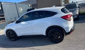 
									2016 HONDA HR-V 4WD 4 Dr Auto Alloy Wheels Sunroof Heated Seats Bluetooth Rear View Camra Certified full								