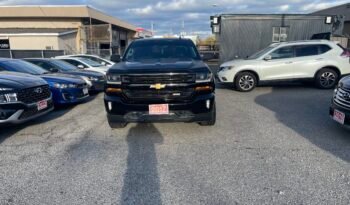 2017 CHEVROLET SILVERADO 1500 LT 4WD 4 Dr Auto 6 Passenger V8 , 5.3L , 6.4 FET BOX Gasoline Alloy Wheels Bluetooth Rear View Camra Certified