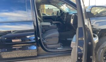 
									2017 CHEVROLET SILVERADO 1500 LT 4WD 4 Dr Auto 6 Passenger V8 , 5.3L , 6.4 FET BOX Gasoline Alloy Wheels Bluetooth Rear View Camra Certified full								