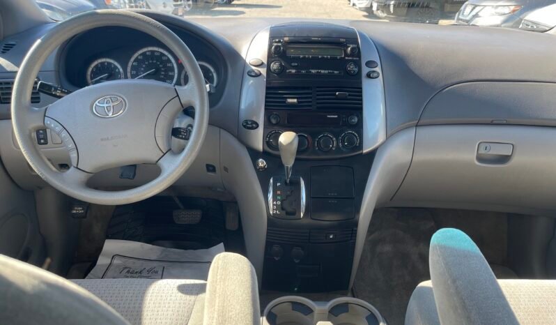 
								2008 TOYOTA SIENNA CE 8 PASSENGER 4 Dr Auto V 6  , 3.5L  , Certified full									